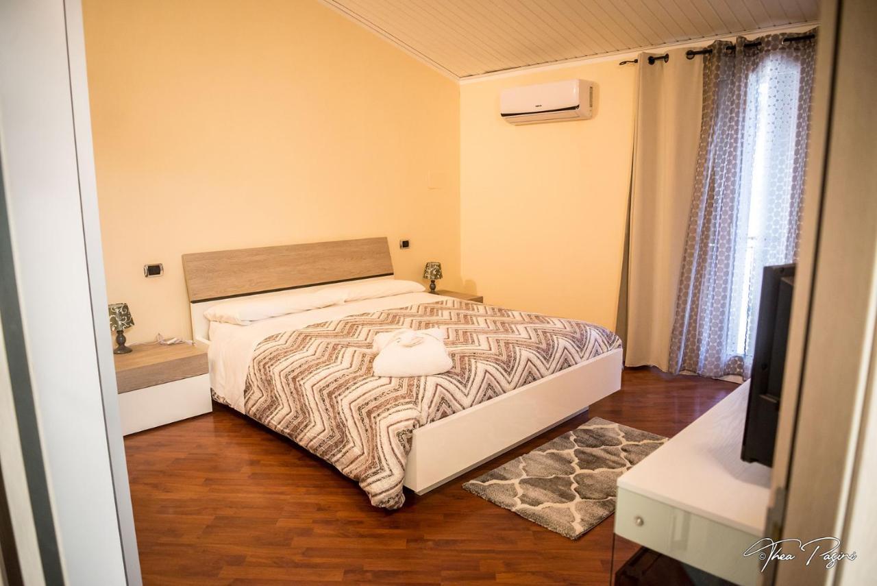 Hotel Lonatino Лонато Экстерьер фото